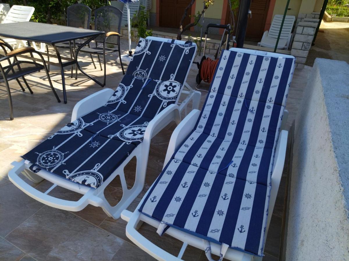 Barbat na Rabu Apartmani Katarina מראה חיצוני תמונה