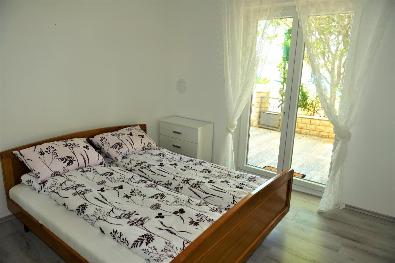 Barbat na Rabu Apartmani Katarina מראה חיצוני תמונה