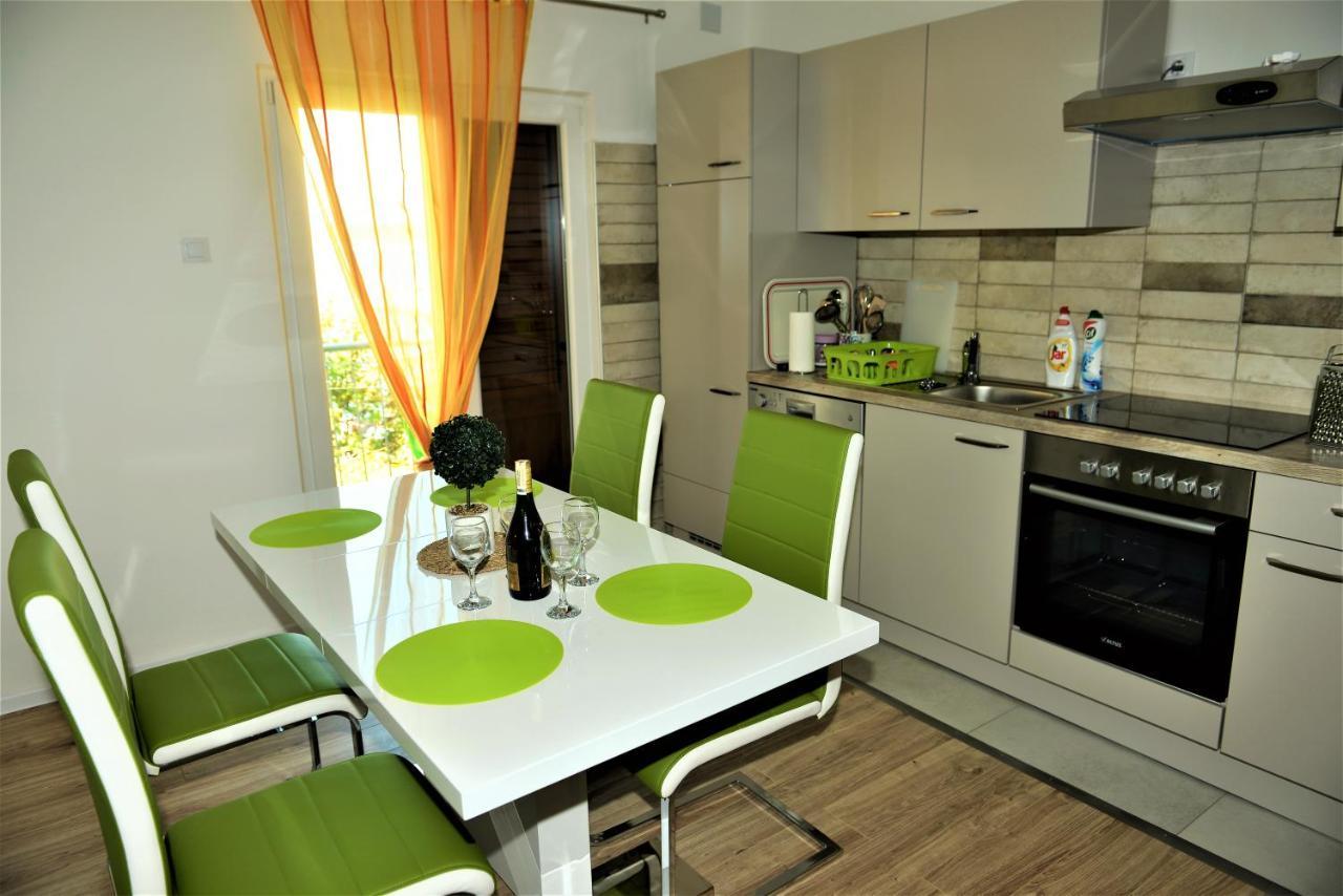 Barbat na Rabu Apartmani Katarina מראה חיצוני תמונה